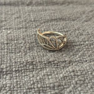 Pandora ring